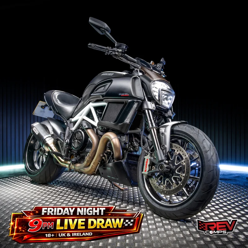 2014 Ducati Diavel Carbon 1198CC – LOW ODDS