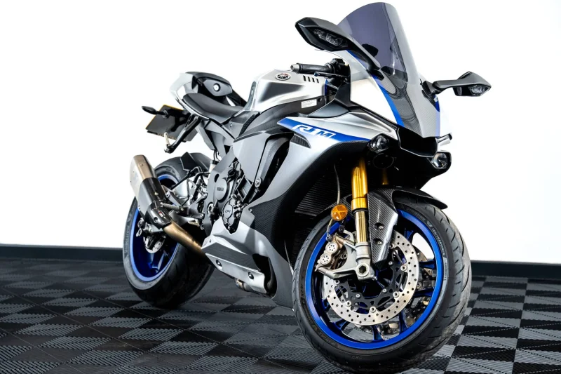 2017 Yamaha R1M & £1,000 or £10,000 Tax Free