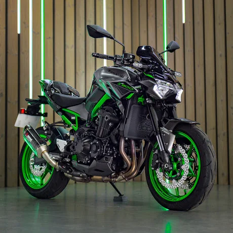 Minted Kawasaki Z900 - FAST FRIDAY